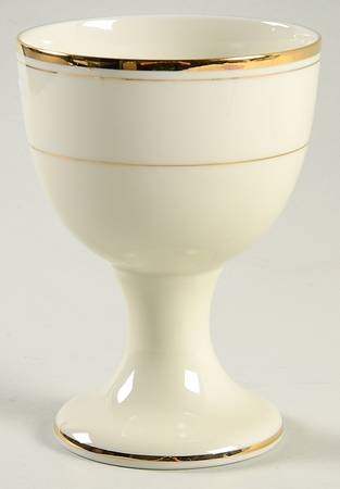 Palais Buff China Goblet