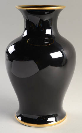 Renaissance Black On White 11" Vase