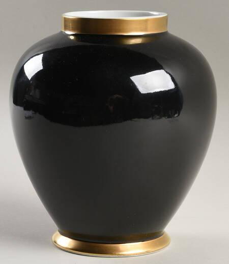 Renaissance Black On White Large Ginger Jar No Lid