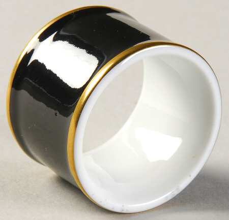 Renaissance Black On White Napkin Ring