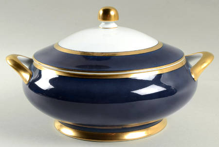 Renaissance Cobalt Blue (Japan) Round Covered Vegetable