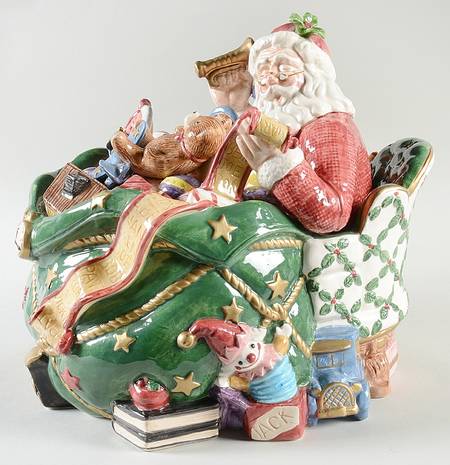 Santa's List Tureen & Lid w/Ladle