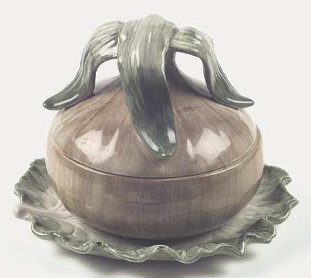 Vegetable Garden Soup Bowl & Saucer Set with Lid