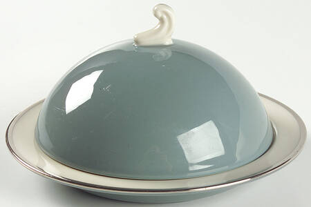 Contessa Peacock Blue (Platinum Trim, Coupe) Round Covered Butter