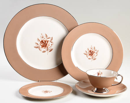 Cocoa Rose (Rim) 5 Piece Place Setting