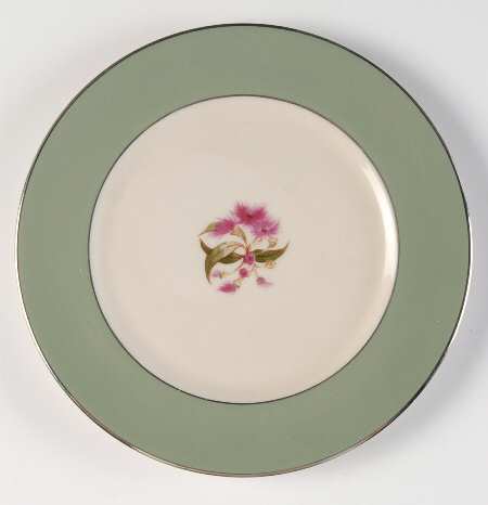 Milan Sage Green (Rim $ Coupe) Bread & Butter Plate
