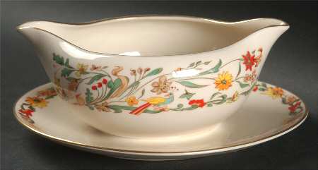 Queen Anne (Rim) Gravy Boat with Attached Underplate