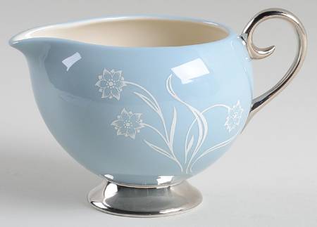 Reverie Strata Blue Creamer