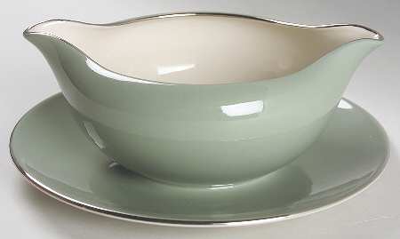 Sarita (Rim & Coupe) Gravy Boat with Attached Underplate
