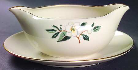 Tea Leaves Gravy Boat with Attached Underplate