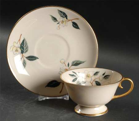 Tea Leaves Footed Cup & Saucer Set