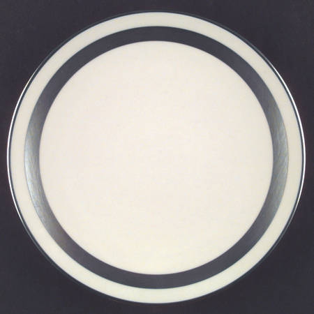 Theme (Wide Platinum, Rim & Coupe) Coupe Salad Plate