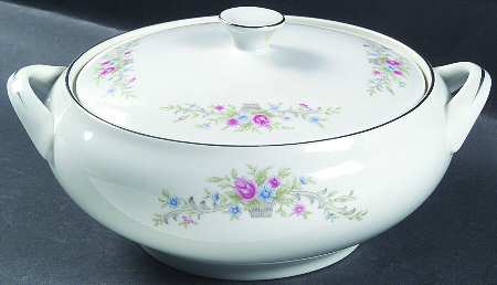 Fantasia Round Covered Vegetable