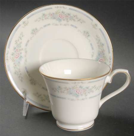Angelica Footed Cup & Saucer Set