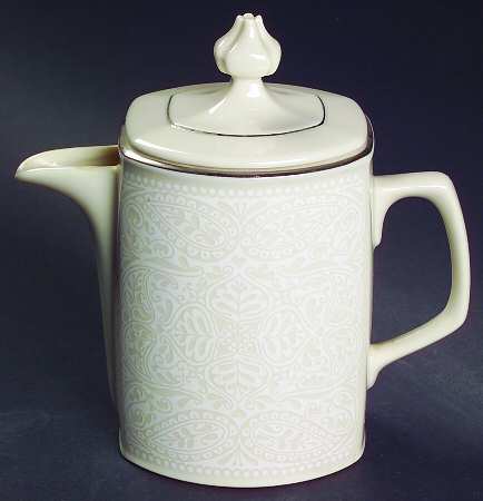Applique Creamer & Lid
