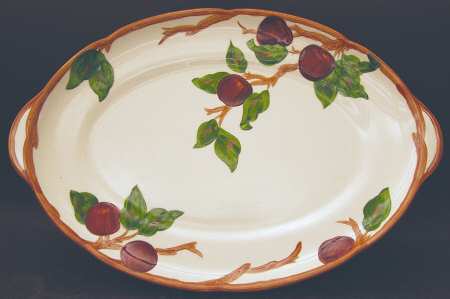 Apple (USA Backstamp) 19" Oval Serving Platter