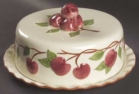 Apple (England Backstamp) Large Covered Cake Plate by Franciscan