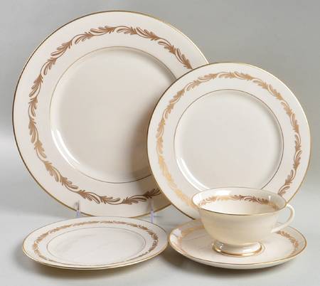 Arcadia Gold 5 Piece Place Setting