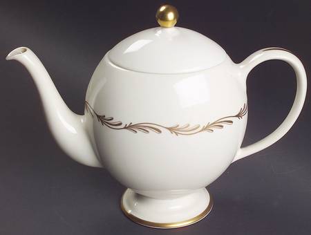 Arcadia Gold Teapot & Lid
