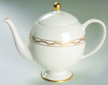 Beverly Teapot & Lid
