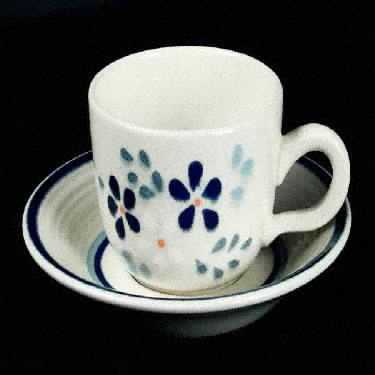 Blueberry Flat Cup & Saucer Set