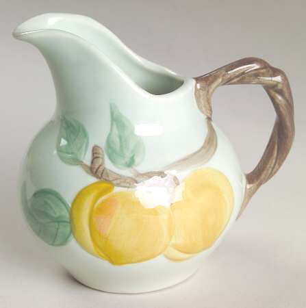 Bountiful Creamer