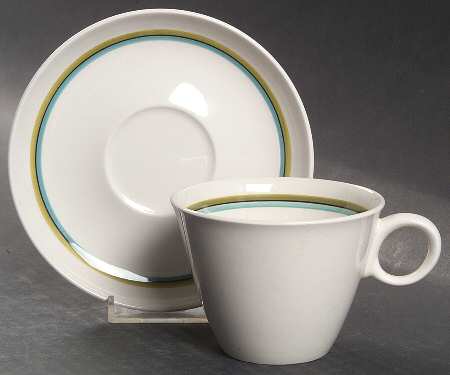 Cantata Flat Cup & Saucer Set