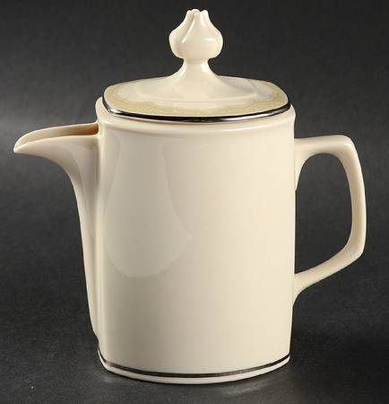 Castile Creamer & Lid