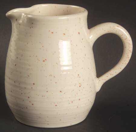 Country Craft Almond Cream Creamer