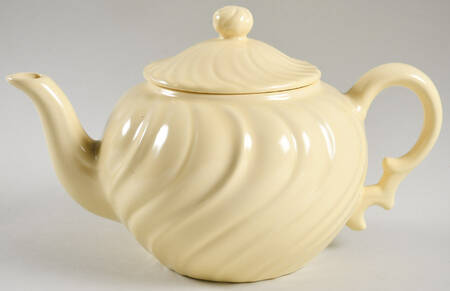 Coronado Yellow Glossy Teapot & Lid
