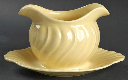 Coronado Yellow Glossy Gravy Boat with Attached Underplate