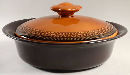 Creole 2.5 Qt Round Covered Casserole