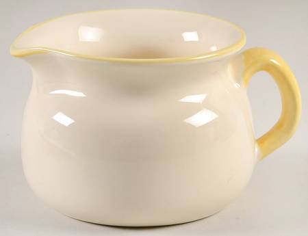 Daisy Wreath Gravy Boat