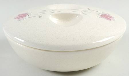 Duet 1.5 Qt Round Covered Casserole w/8" Vegetable Base