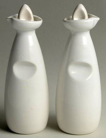 Eclipse White Vinegar and Oil Set W/Stoppers
