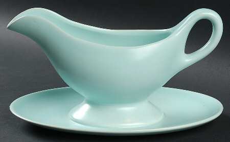 El Patio Turquoise (Matte) Gravy Boat with Attached Underplate
