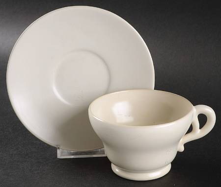 El Patio White (Matte) Oversized Cup & Saucer Set