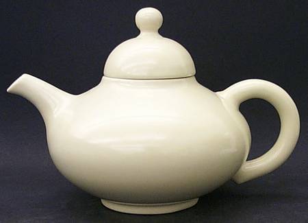 El Patio Pale Yellow (Glossy) Teapot & Lid
