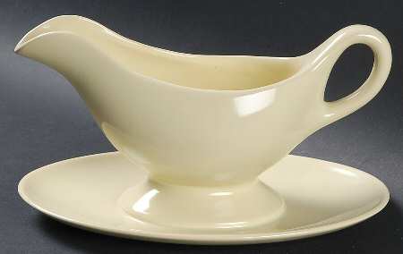 El Patio Pale Yellow (Glossy) Gravy Boat with Attached Underplate