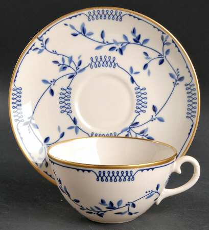 Elsinore Flat Cup & Saucer Set