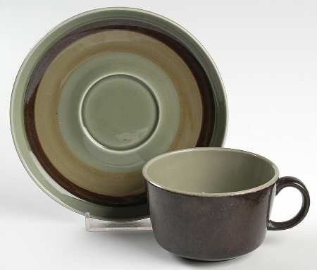 Emerald Isle Flat Cup & Saucer Set