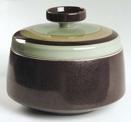 Emerald Isle 1.75 Qt Round Covered Casserole