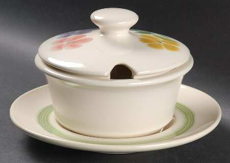 Floral (USA, Rim Shape) Round Gravy Boat & Lid with Underlate