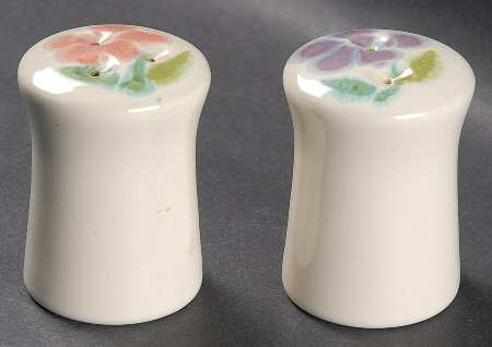 Floral (USA, Rim Shape) Salt & Pepper Set