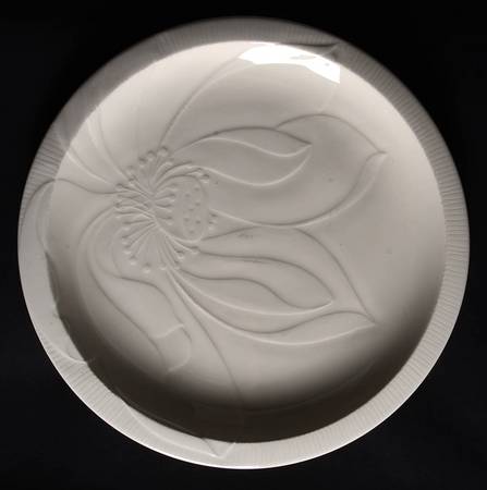 Floral Sculptures White Luncheon Plate