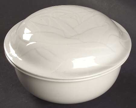 Floral Sculptures White Individual Casserole & Lid