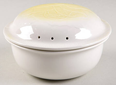 Floral Sculptures Yellow Individual Casserole & Lid