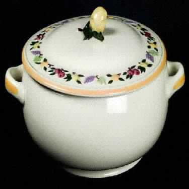 Fruit (Small Fruit) 1.5 Qt Round Covered Casserole