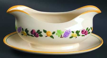 Fruit (Small Fruit) Gravy Boat with Attached Underplate