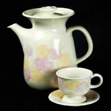 Garden Party Footed Cup & Saucer Set